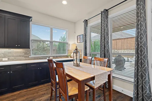 $1,000,000 | 9409 Blackpine Court, Lantana, TX 76226