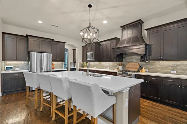 $1,000,000 | 9409 Blackpine Court, Lantana, TX 76226