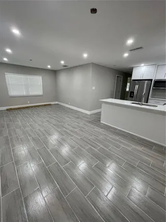 $2,600 | 2919 East Columbus Drive, Tampa, FL 33605