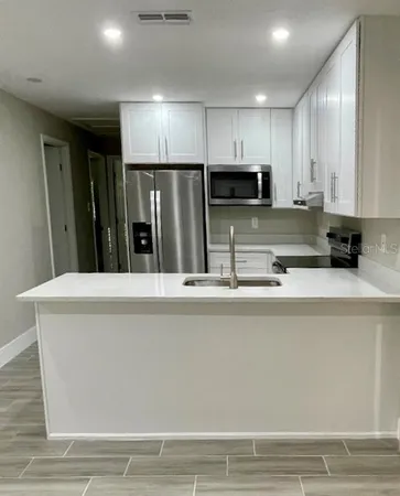 $2,600 | 2919 East Columbus Drive, Tampa, FL 33605