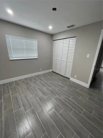 $2,600 | 2919 East Columbus Drive, Tampa, FL 33605