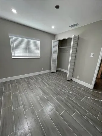 $2,600 | 2919 East Columbus Drive, Tampa, FL 33605