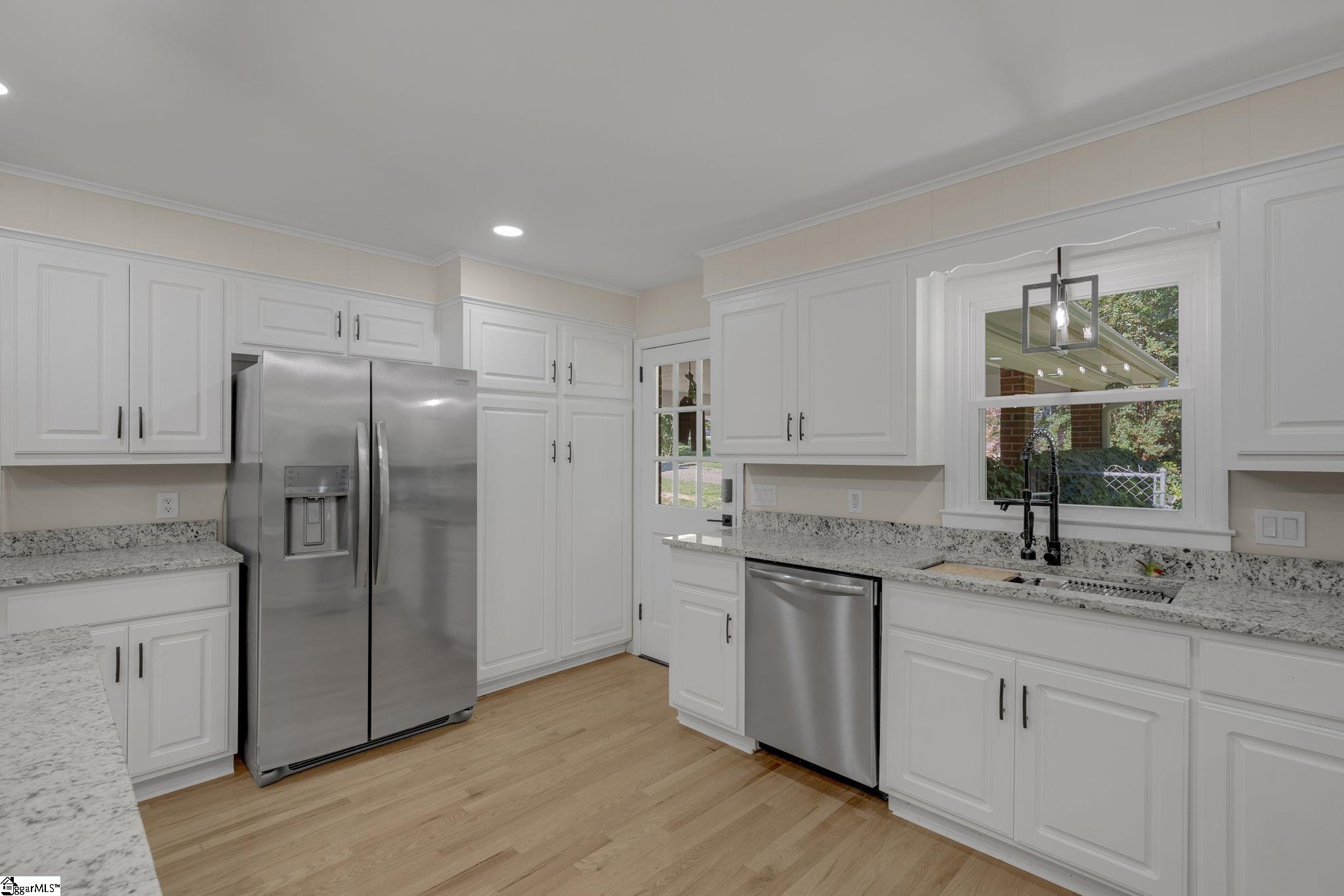 416 Ransdell Drive Spartanburg, SC 29307 - Photo 12 of 38