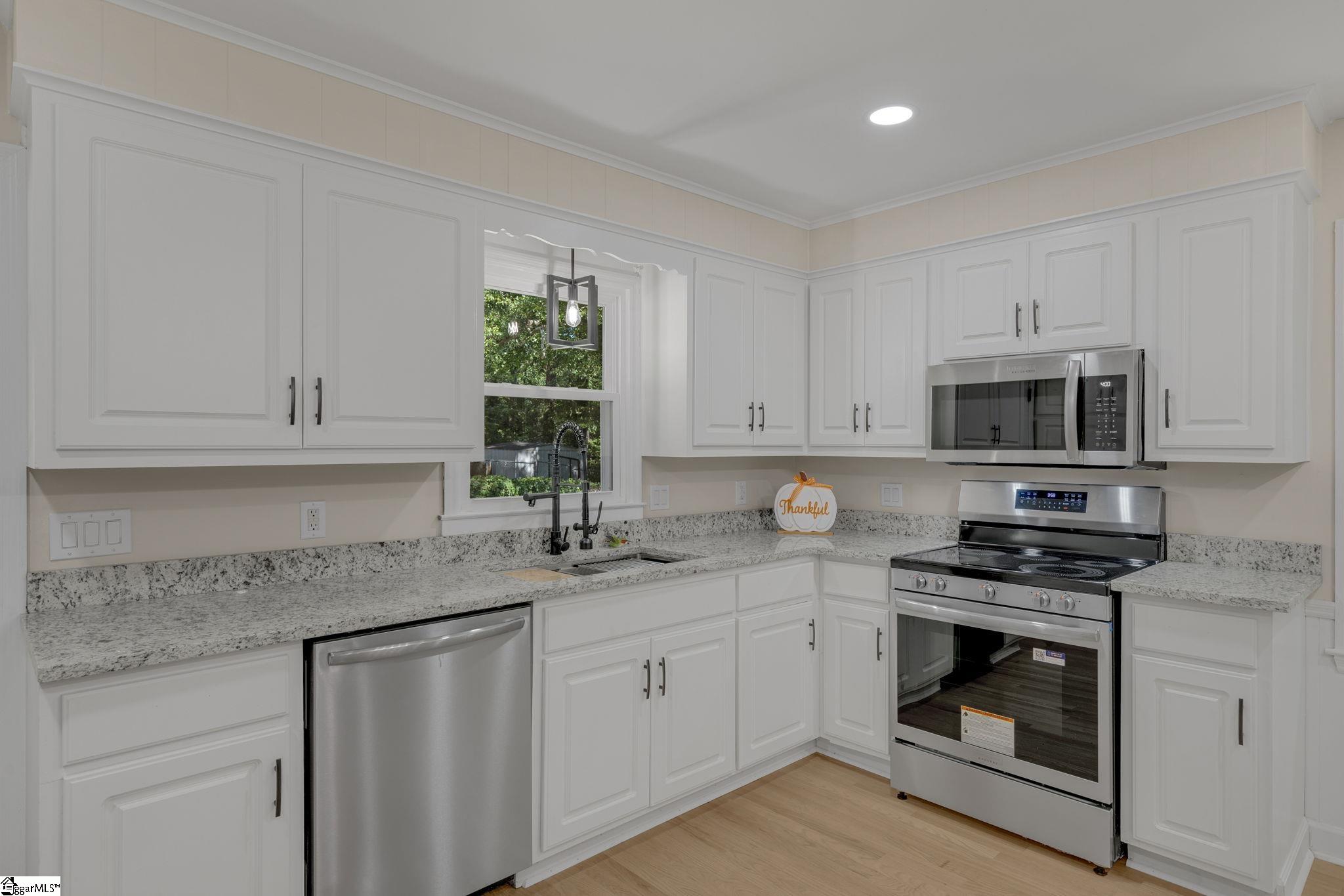 416 Ransdell Drive Spartanburg, SC 29307 - Photo 12 of 46