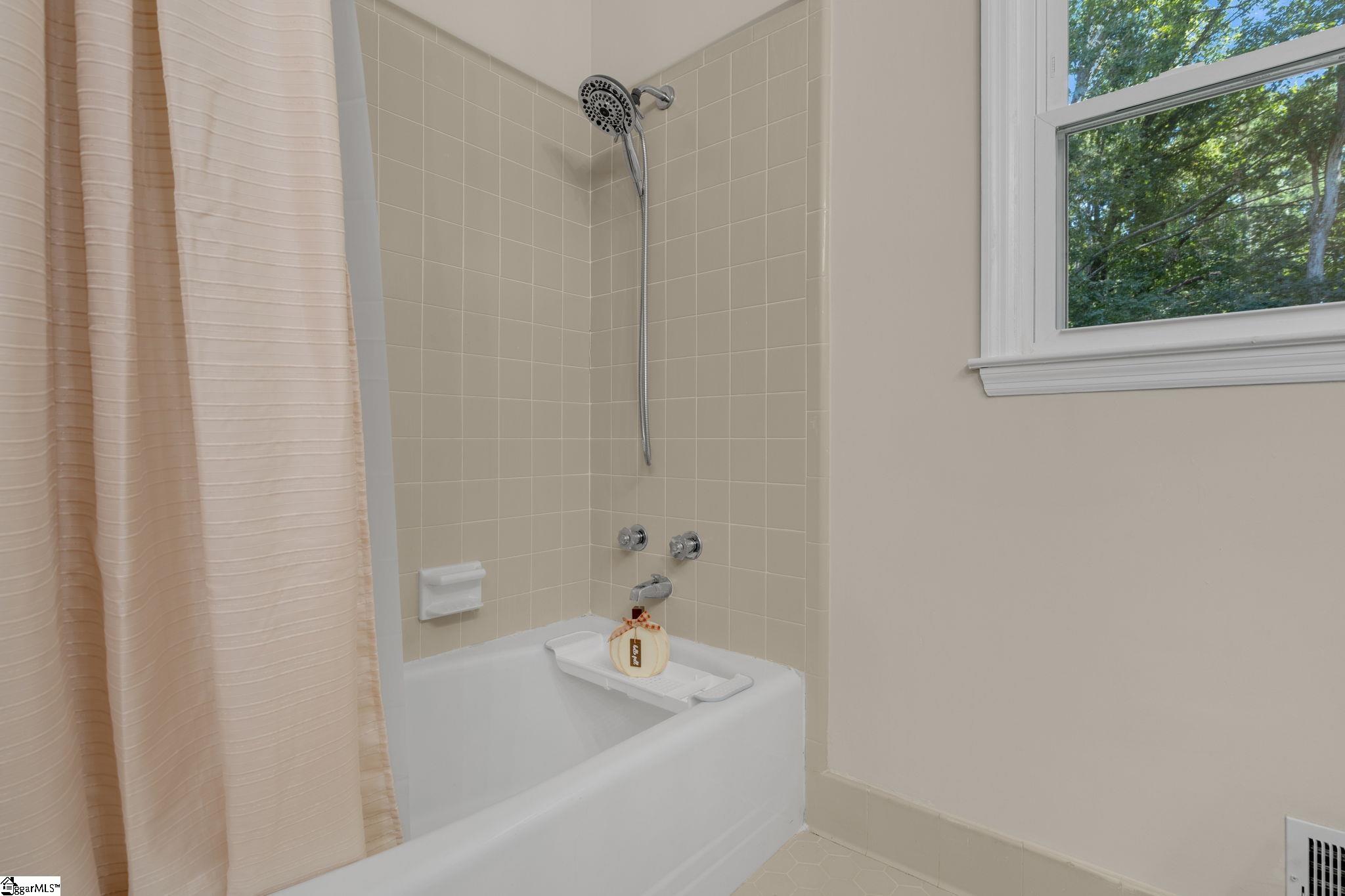 416 Ransdell Drive Spartanburg, SC 29307 - Photo 26 of 38