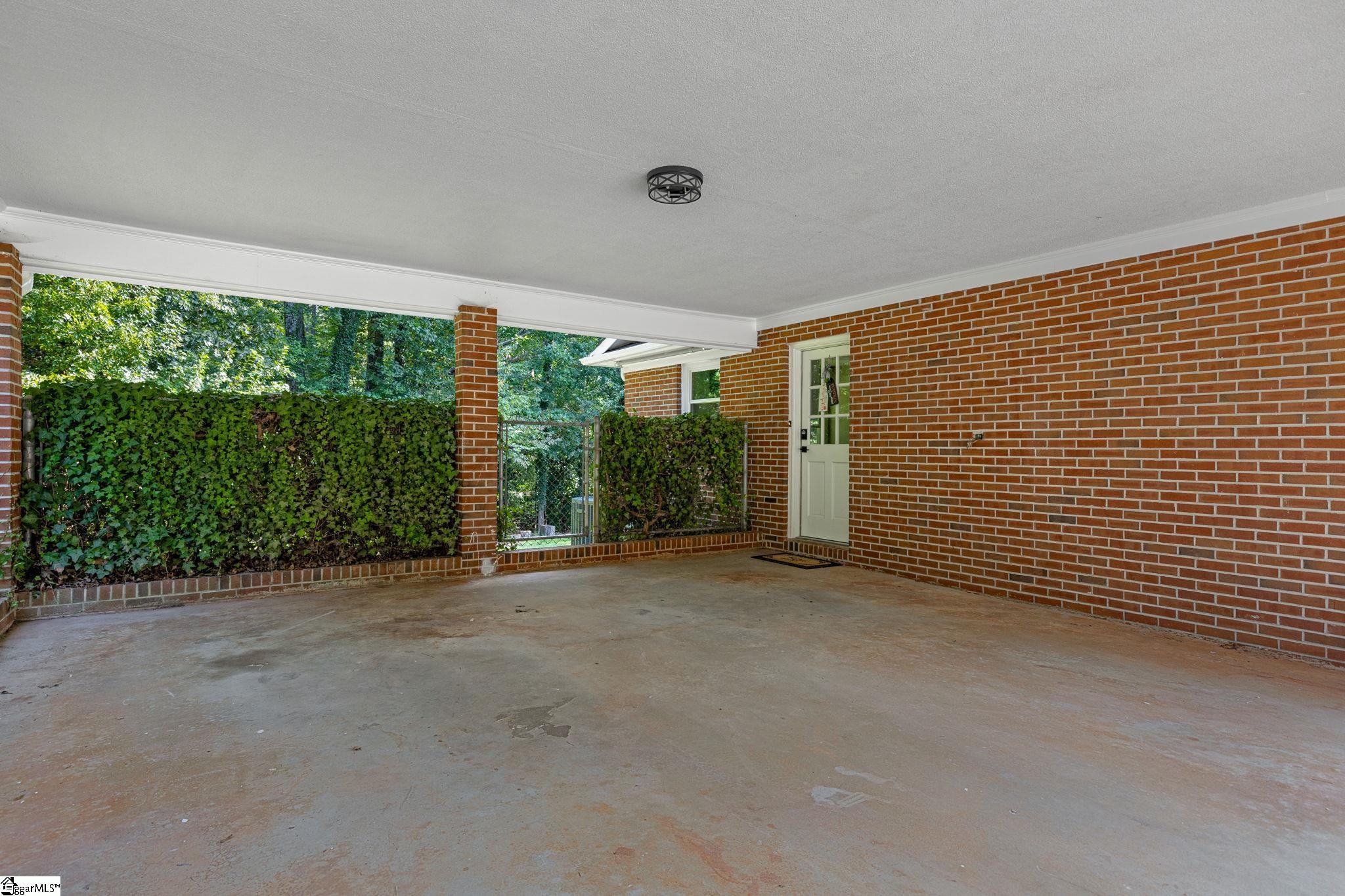 416 Ransdell Drive Spartanburg, SC 29307 - Photo 32 of 38