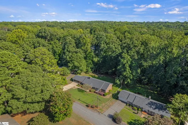 $430,000 | 416 Ransdell Drive, Spartanburg, SC 29307