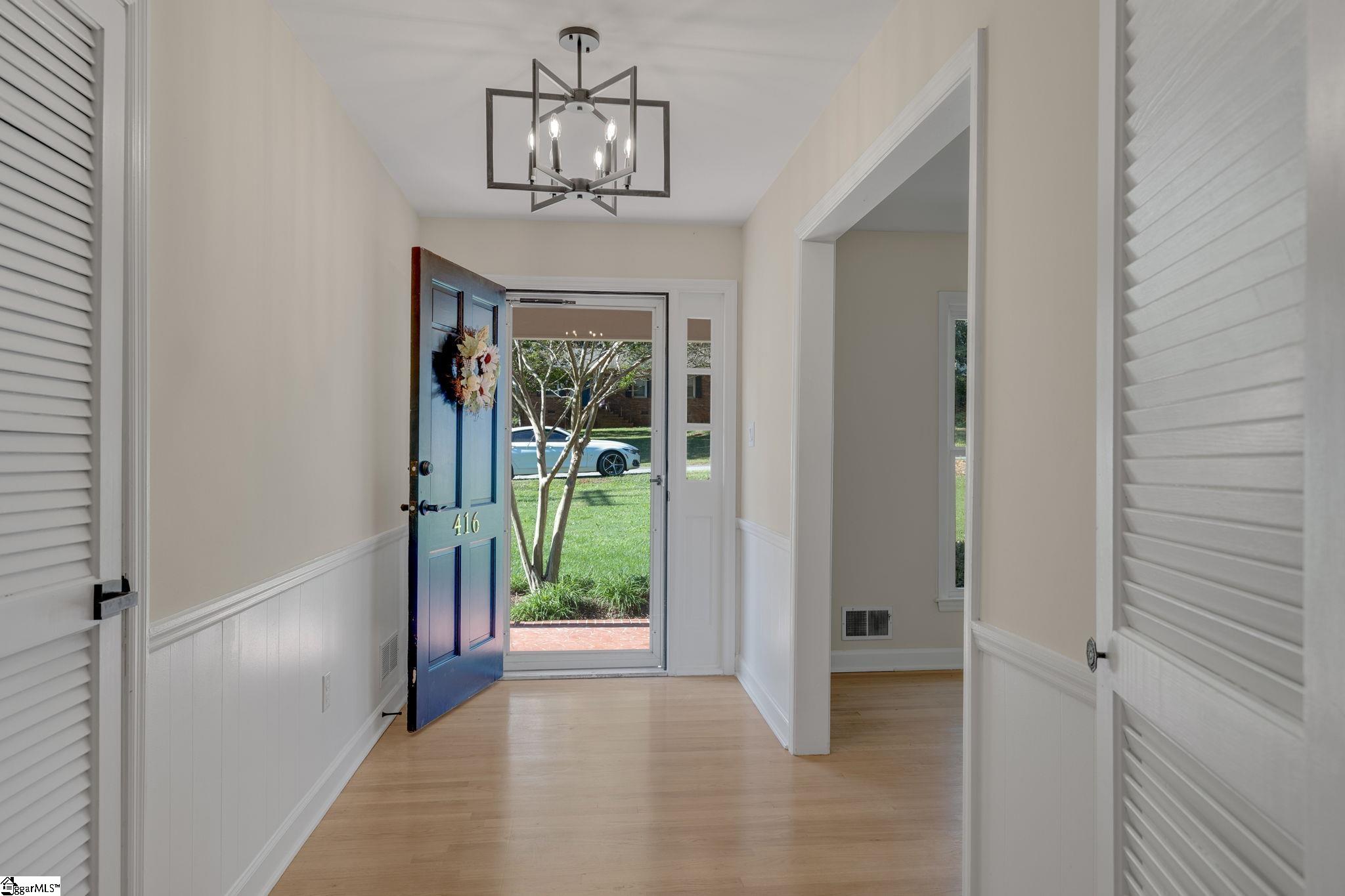 416 Ransdell Drive Spartanburg, SC 29307 - Photo 5 of 38