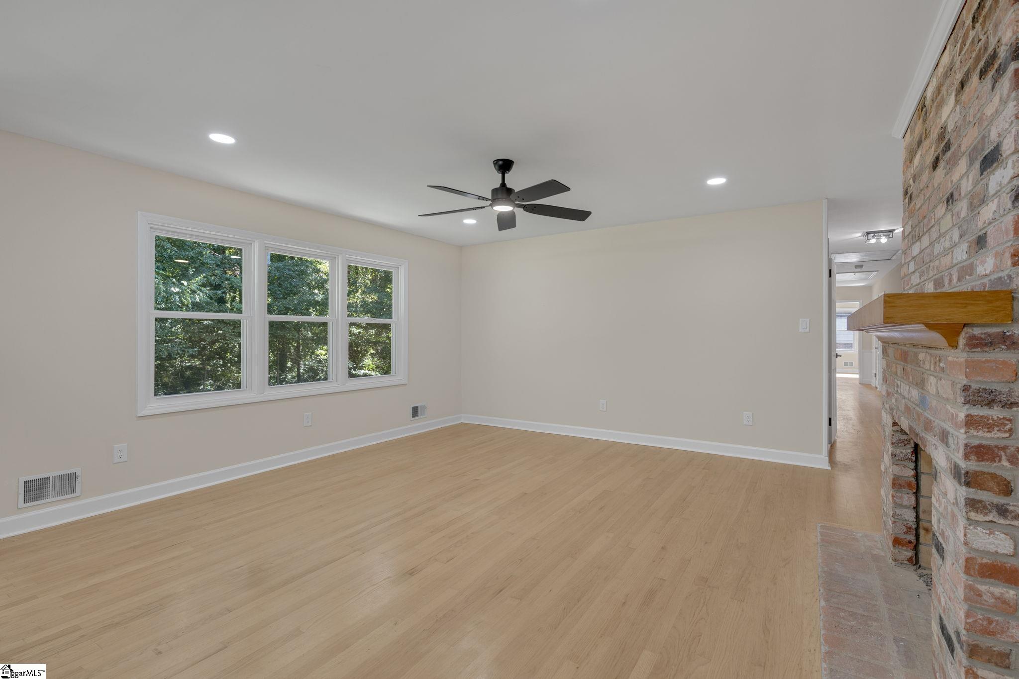 416 Ransdell Drive Spartanburg, SC 29307 - Photo 9 of 38