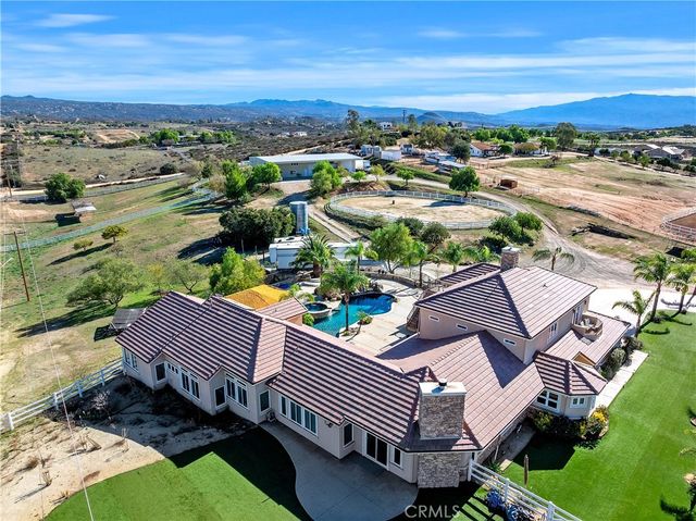 $1,800,000 | 39444 Calle Portillo, Temecula, CA 92592