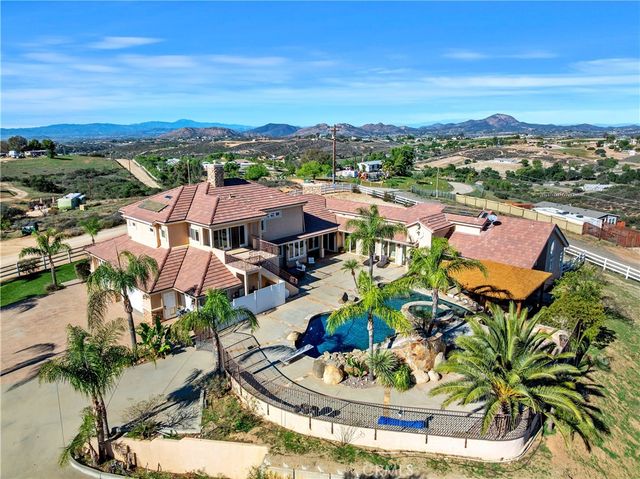 $1,800,000 | 39444 Calle Portillo, Temecula, CA 92592