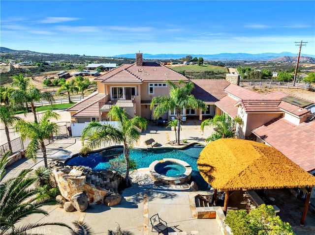 $1,800,000 | 39444 Calle Portillo, Temecula, CA 92592