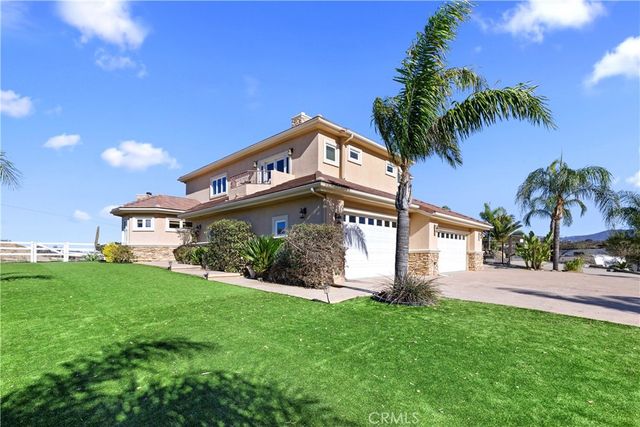 $1,800,000 | 39444 Calle Portillo, Temecula, CA 92592