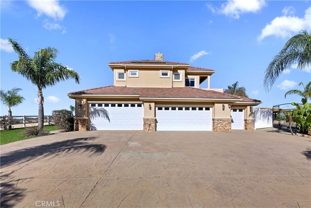 $1,800,000 | 39444 Calle Portillo, Temecula, CA 92592