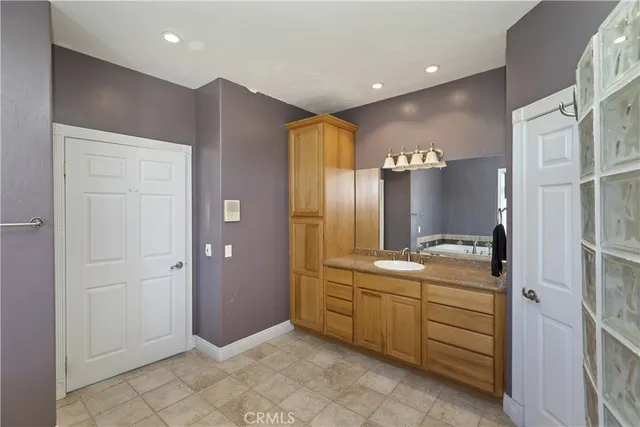 $1,800,000 | 39444 Calle Portillo, Temecula, CA 92592