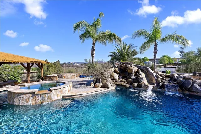 $1,800,000 | 39444 Calle Portillo, Temecula, CA 92592