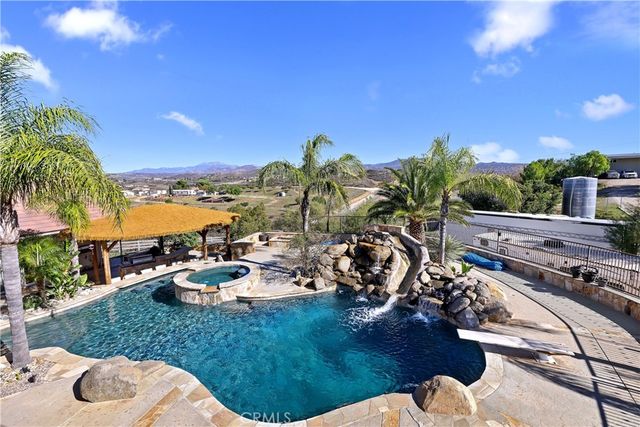 $1,800,000 | 39444 Calle Portillo, Temecula, CA 92592