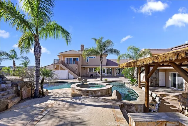 $1,800,000 | 39444 Calle Portillo, Temecula, CA 92592