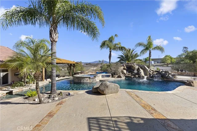 $1,800,000 | 39444 Calle Portillo, Temecula, CA 92592
