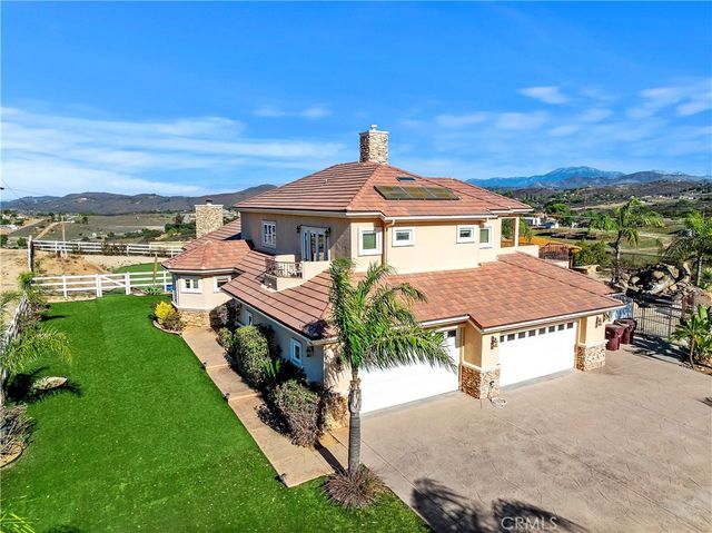$1,800,000 | 39444 Calle Portillo, Temecula, CA 92592