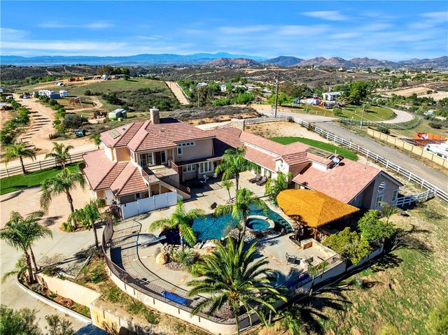 $1,800,000 | 39444 Calle Portillo, Temecula, CA 92592