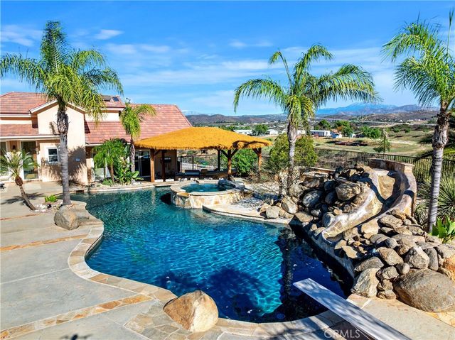 $1,800,000 | 39444 Calle Portillo, Temecula, CA 92592