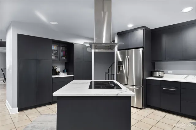 $1,200,000 | 4 Eden Lane, Joliet, IL 60431