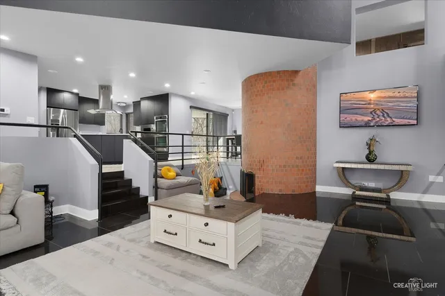 $1,200,000 | 4 Eden Lane, Joliet, IL 60431