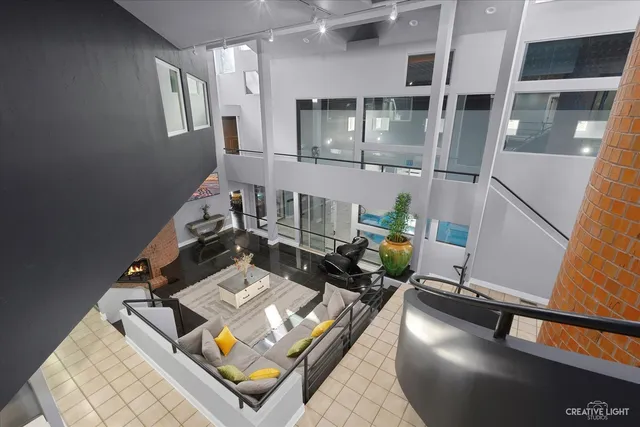 $1,200,000 | 4 Eden Lane, Joliet, IL 60431