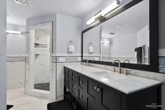 $1,200,000 | 4 Eden Lane, Joliet, IL 60431