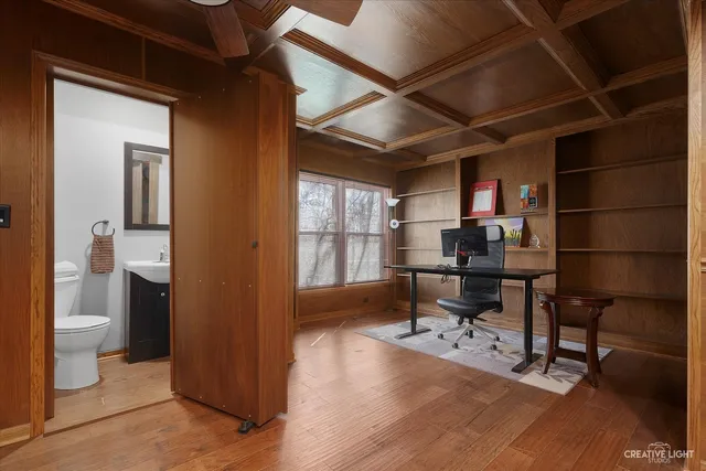 $1,200,000 | 4 Eden Lane, Joliet, IL 60431