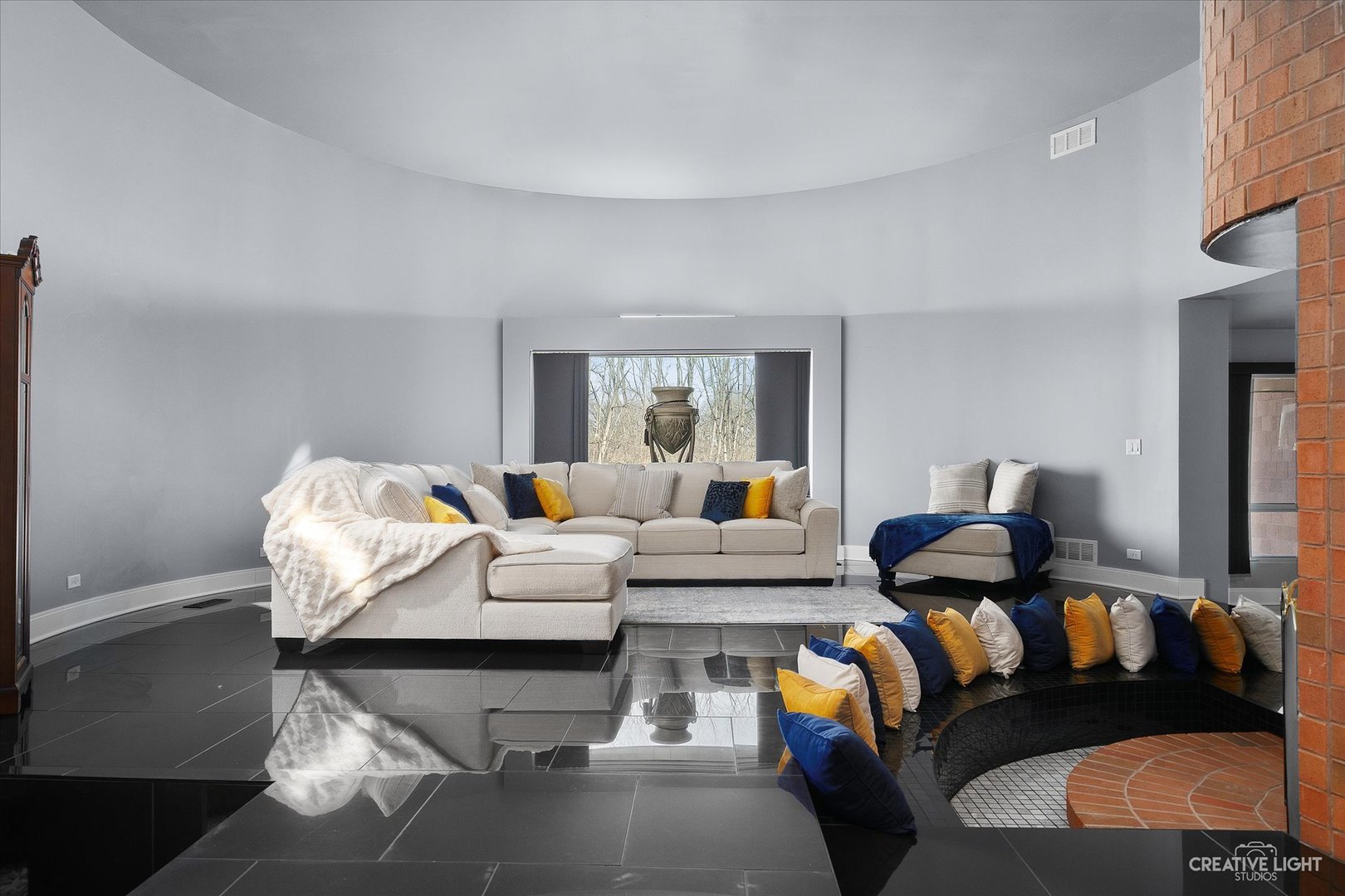 4 Eden Lane Joliet, IL 60431 - Photo 8 of 51 a living room with furniture and a window