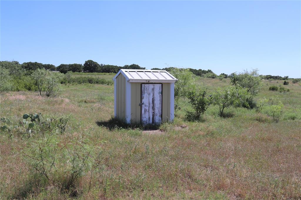 1878 Feed Road Bellevue, TX 76228 - Photo 9 of 23