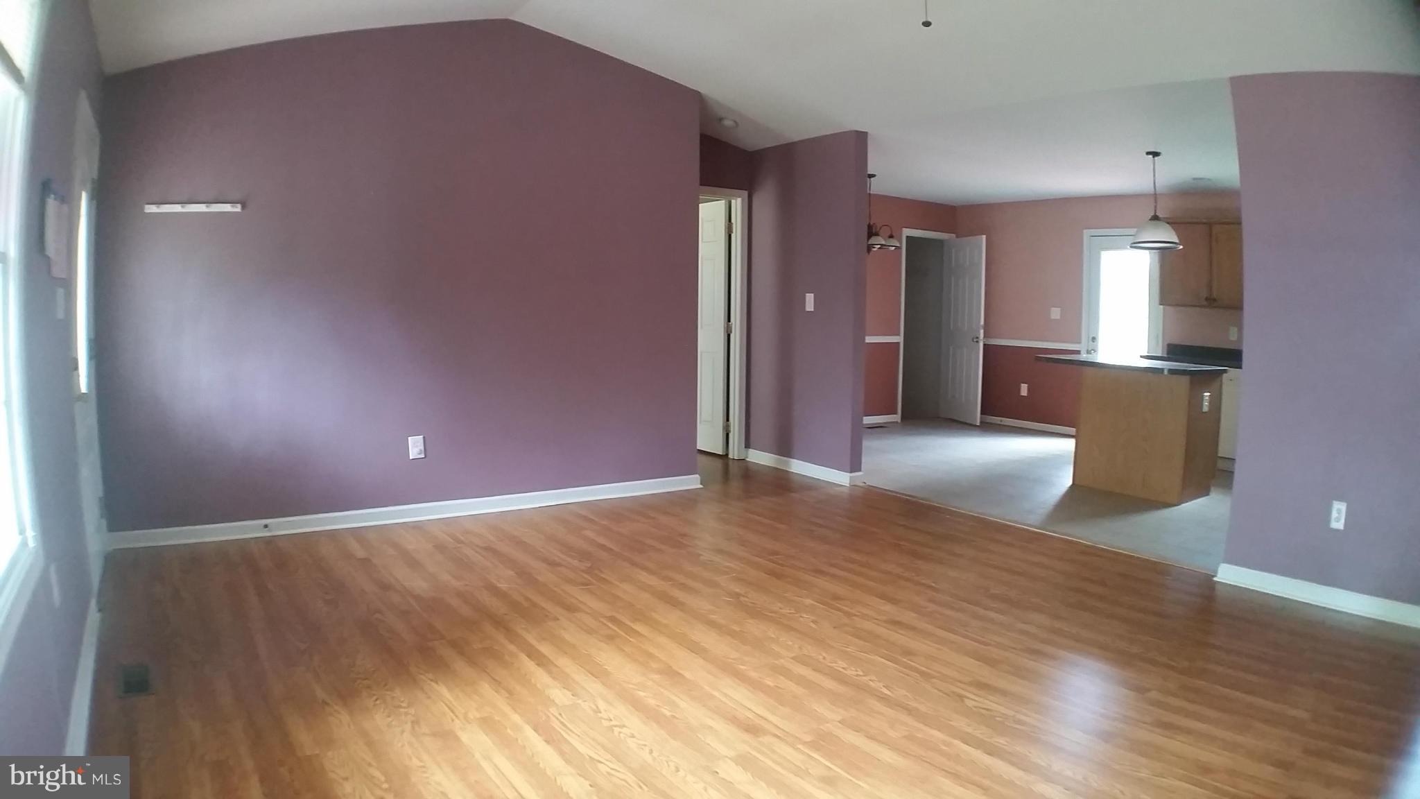 535 Joans Quadrangle Road Front Royal, VA 22630 - Photo 5 of 20 Living Room