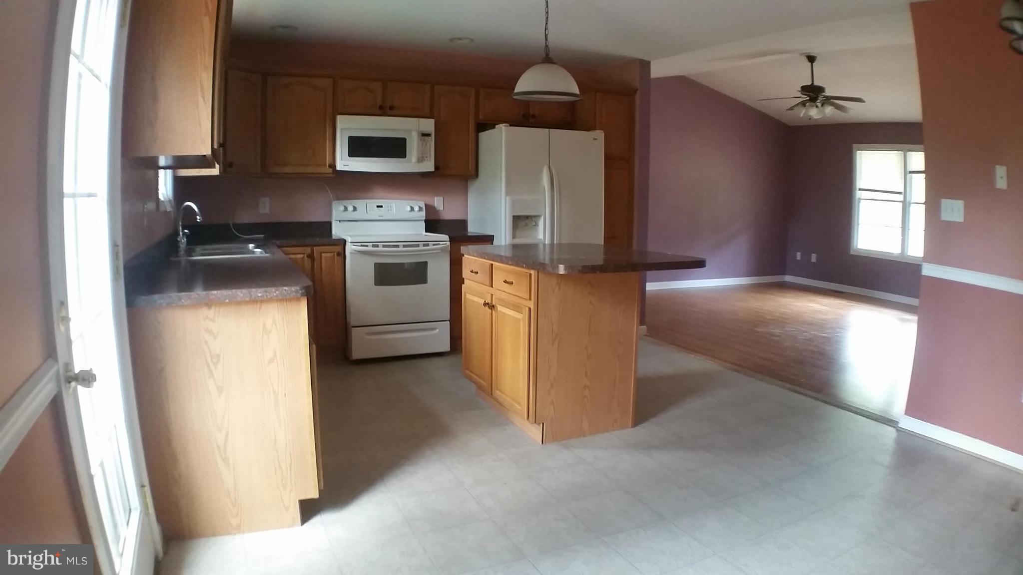 535 Joans Quadrangle Road Front Royal, VA 22630 - Photo 7 of 20 Kitchen