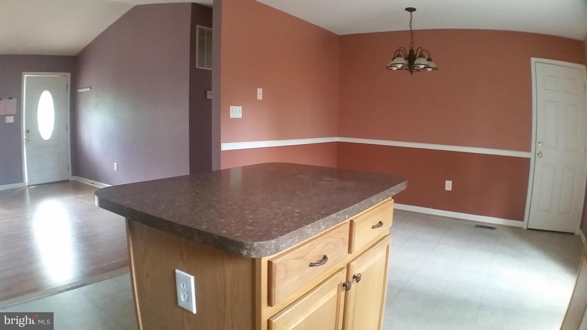 535 Joans Quadrangle Road Front Royal, VA 22630 - Photo 8 of 20 Kitchen