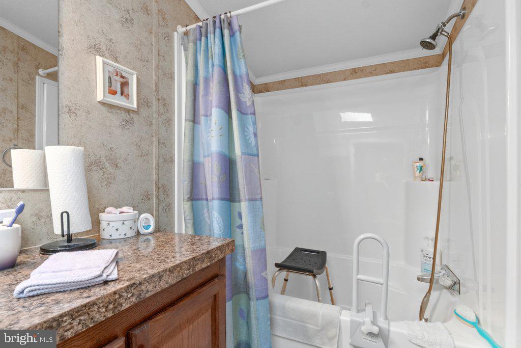 4305 Ridge Drive Mount Airy, MD 21771 - Photo 21 of 24 Gallery Image 21