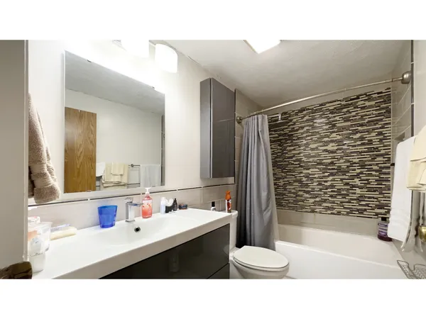$199,900 | 11538 Eden Ridge Court, Indianapolis, IN 46236