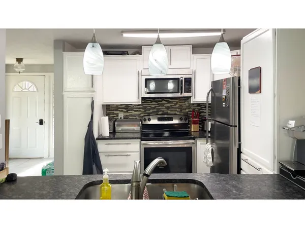 $199,900 | 11538 Eden Ridge Court, Indianapolis, IN 46236