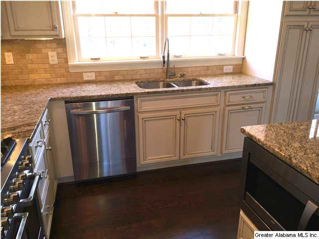 3295 Overton Trail Birmingham, AL 35243 - Photo 10 of 23
