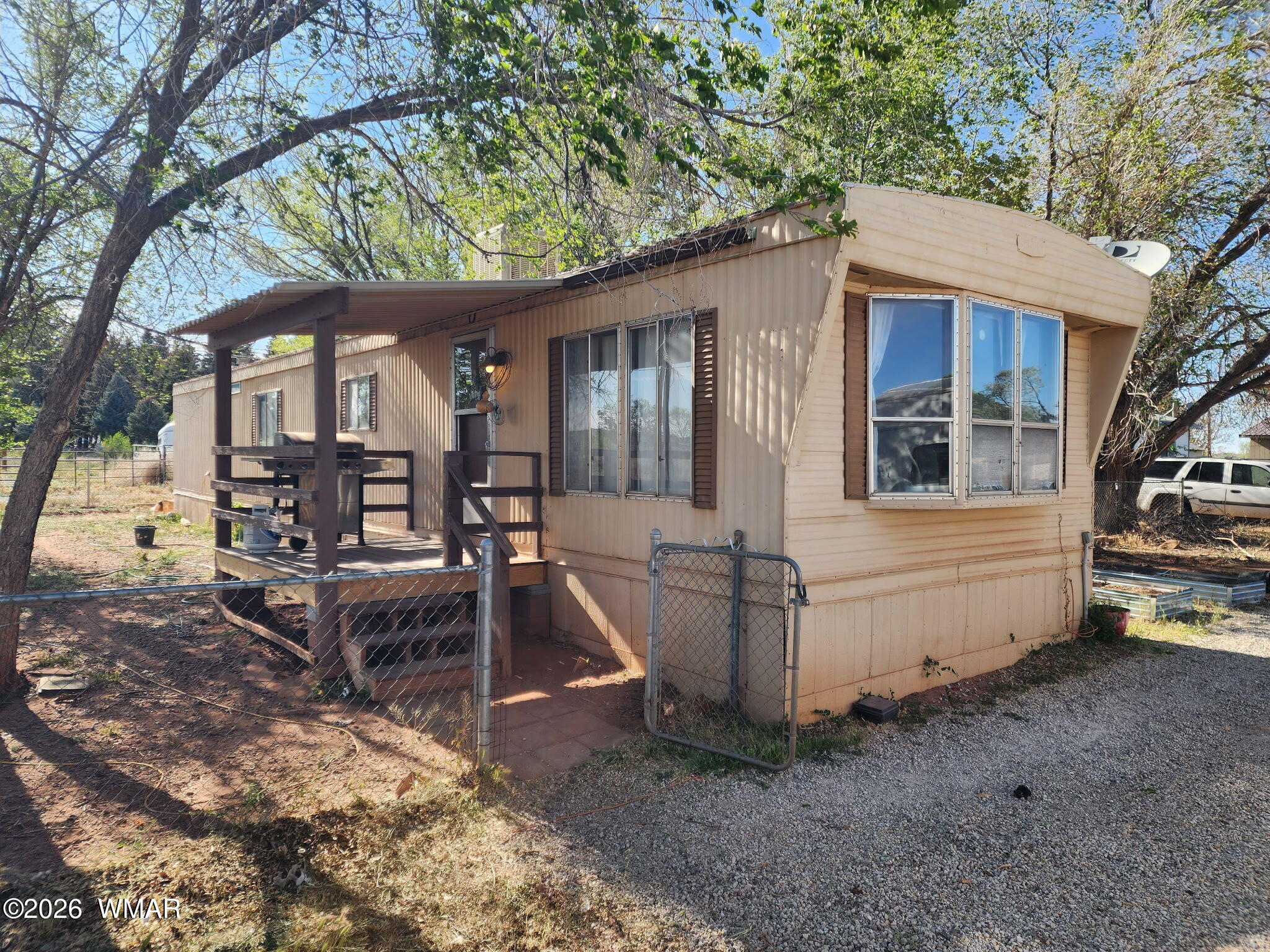 303 West Center Street Taylor, AZ 85939 - Photo 1 of 16