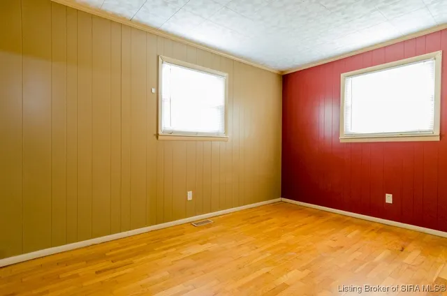 $194,900 | 2376 North Eunice Drive, Salem, IN 47167