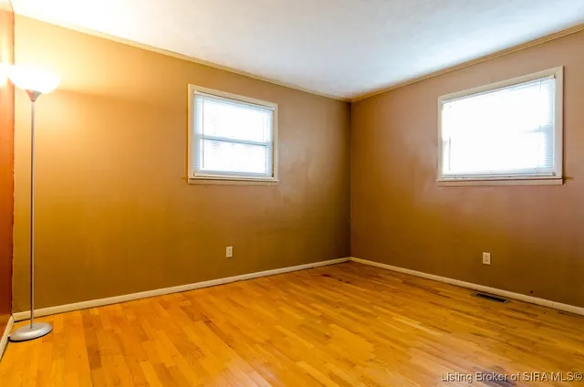 $194,900 | 2376 North Eunice Drive, Salem, IN 47167