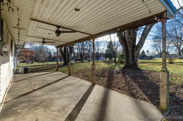 $194,900 | 2376 North Eunice Drive, Salem, IN 47167