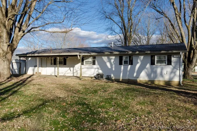 $194,900 | 2376 North Eunice Drive, Salem, IN 47167