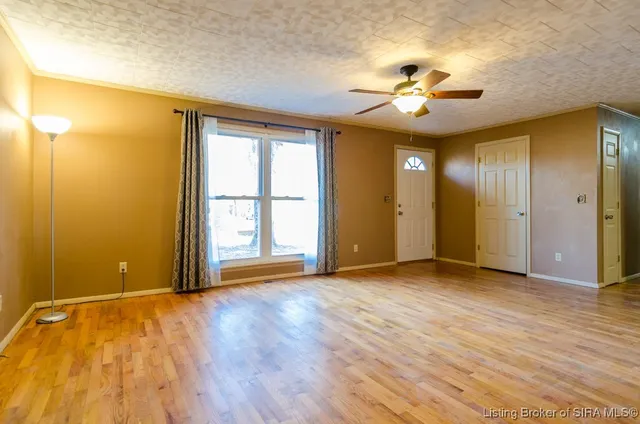 $194,900 | 2376 North Eunice Drive, Salem, IN 47167