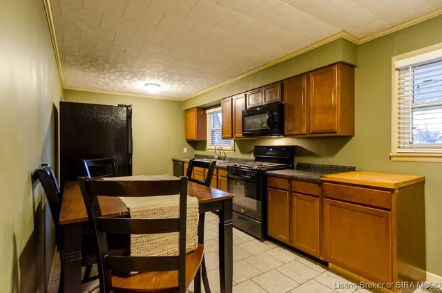 $194,900 | 2376 North Eunice Drive, Salem, IN 47167