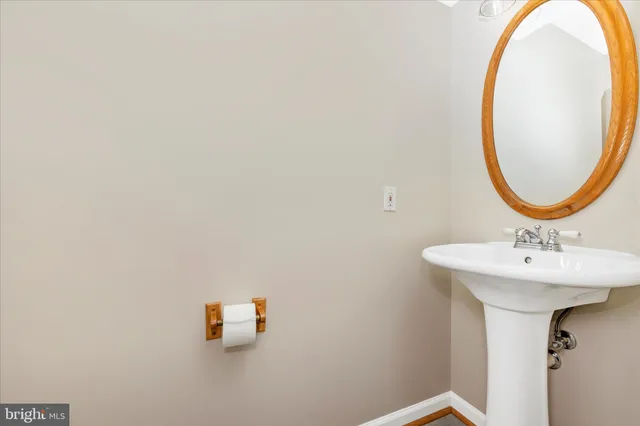 $625,000 | 14695 Oak Orchard Road, New Windsor, MD 21776