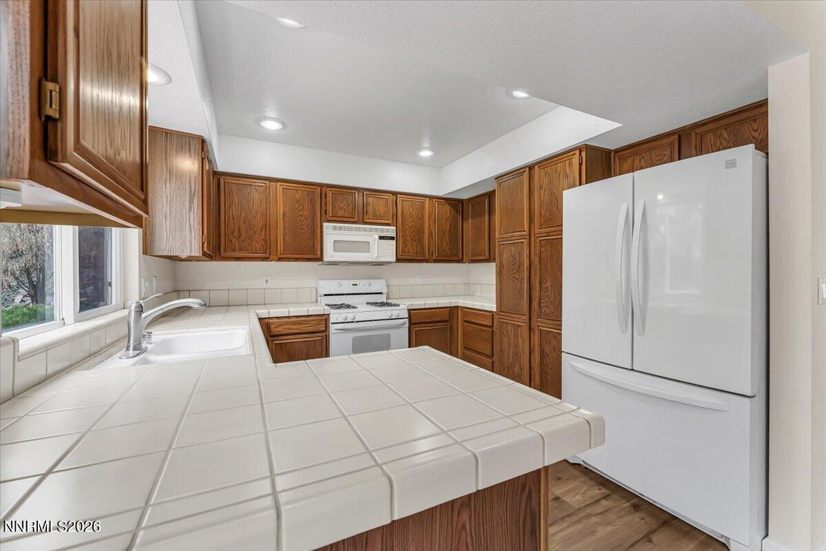 1870 Tess Way Reno, NV 89511 - Photo 14 of 39 15-1870 Tess Way Reno NV 89511 (15 of 55