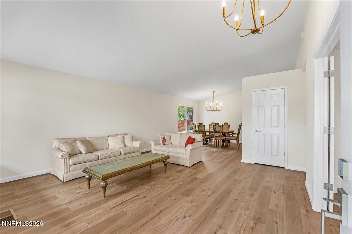 1870 Tess Way Reno, NV 89511 - Photo 7 of 39 07-1870 Tess Way Reno NV 89511 (7 of 55)